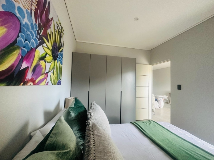 1 Bedroom Property for Sale in Table View Western Cape